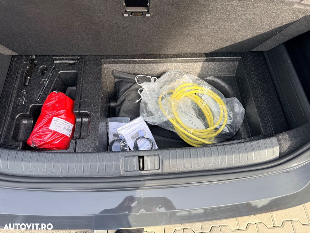 Volkswagen Passat - 20