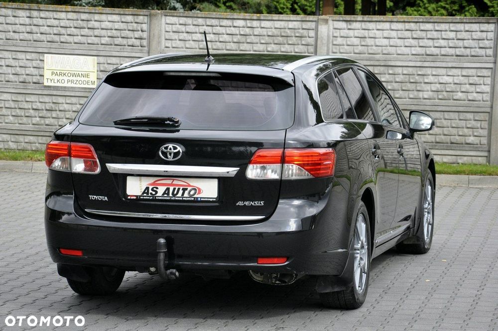 Toyota Avensis - 4