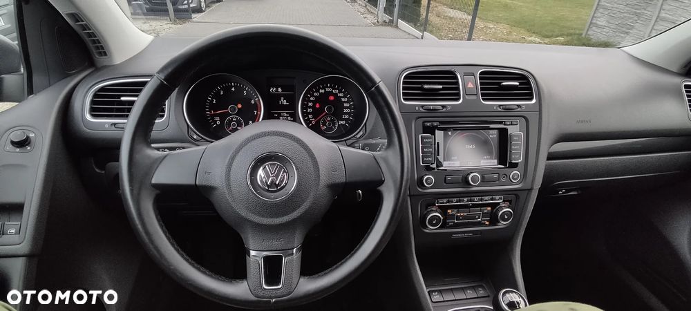 Volkswagen Golf 1.6 Edition - 12