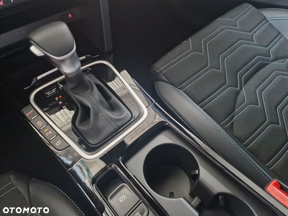 Kia XCeed 1.6 T-GDI Tribute DCT - 15