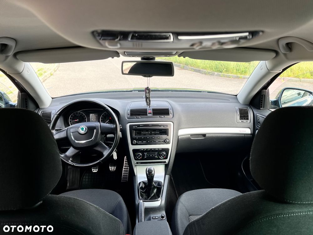Skoda Octavia 2.0 TDI DPF 4x4 Scout - 17