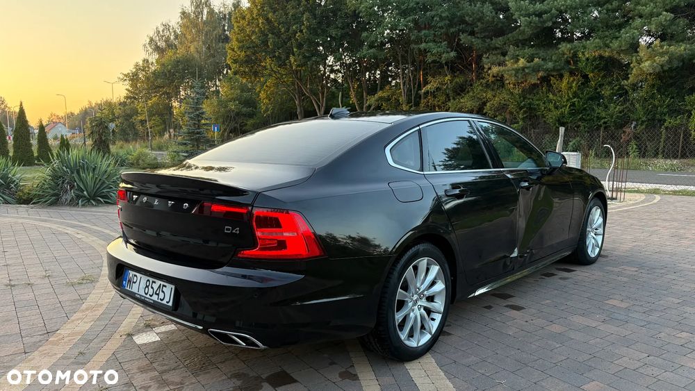 Volvo S90 D4 Momentum - 3