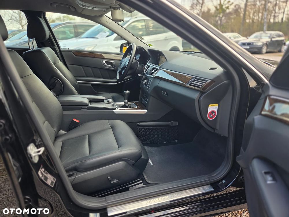 Mercedes-Benz Klasa E 200 CDI DPF BlueEFFICIENCY - 20