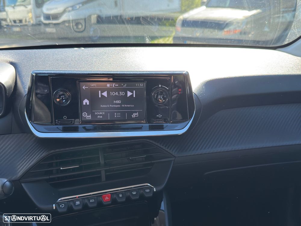 Peugeot 208 1.2 PureTech Active - 11