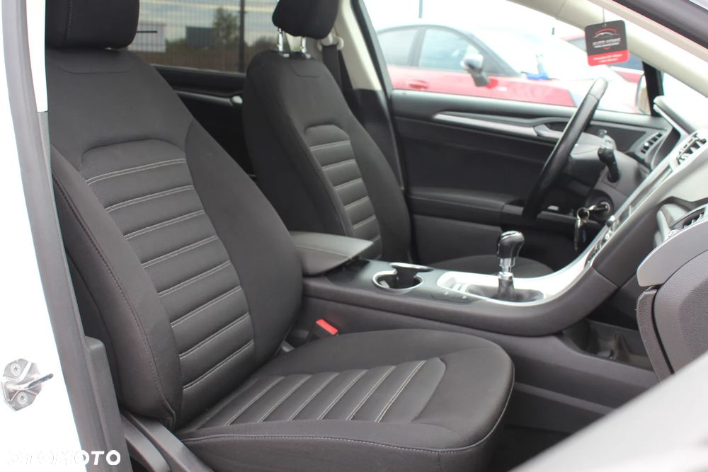 Ford Mondeo 2.0 TDCi Titanium - 12