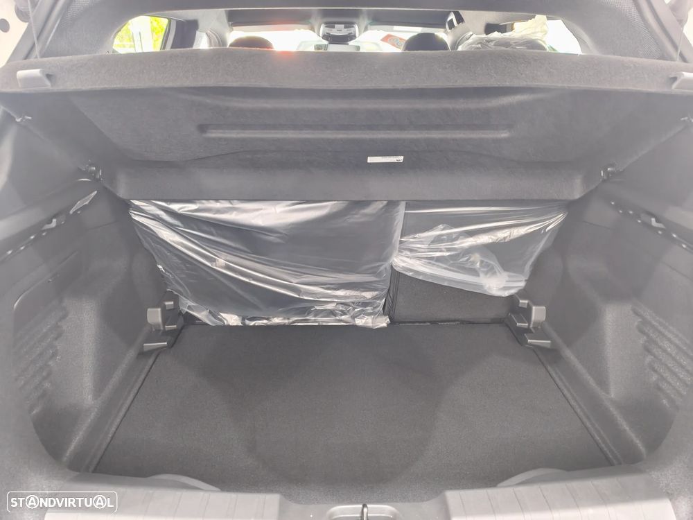 Jeep Avenger 1.2 e-Hybrid Altitude DCT - 7