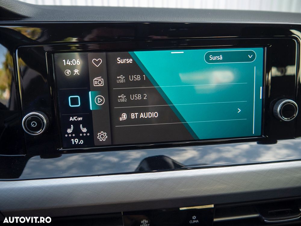 Volkswagen Golf 1.5 eTSI ACT DSG MHEV Style - 35