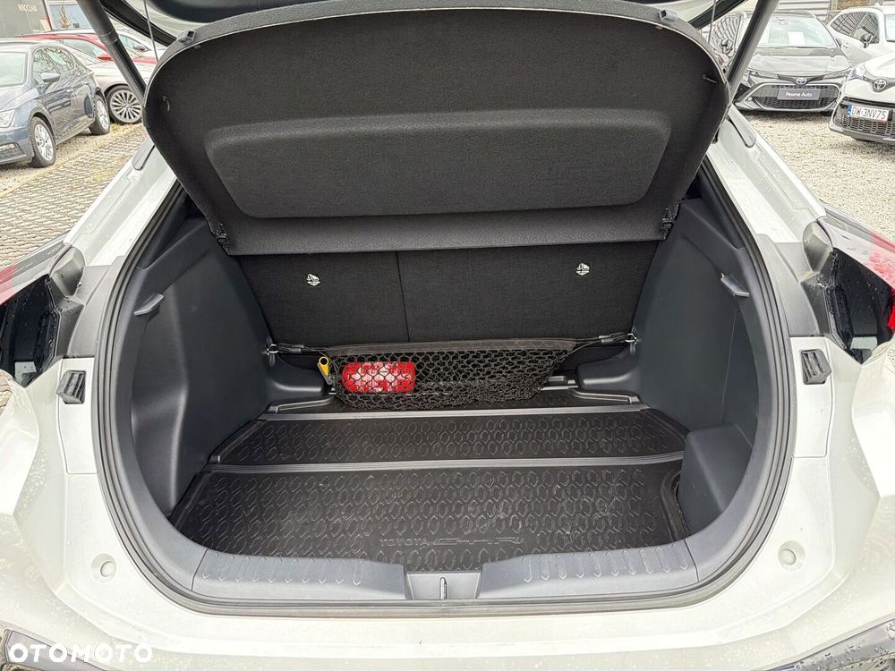 Toyota C-HR - 13