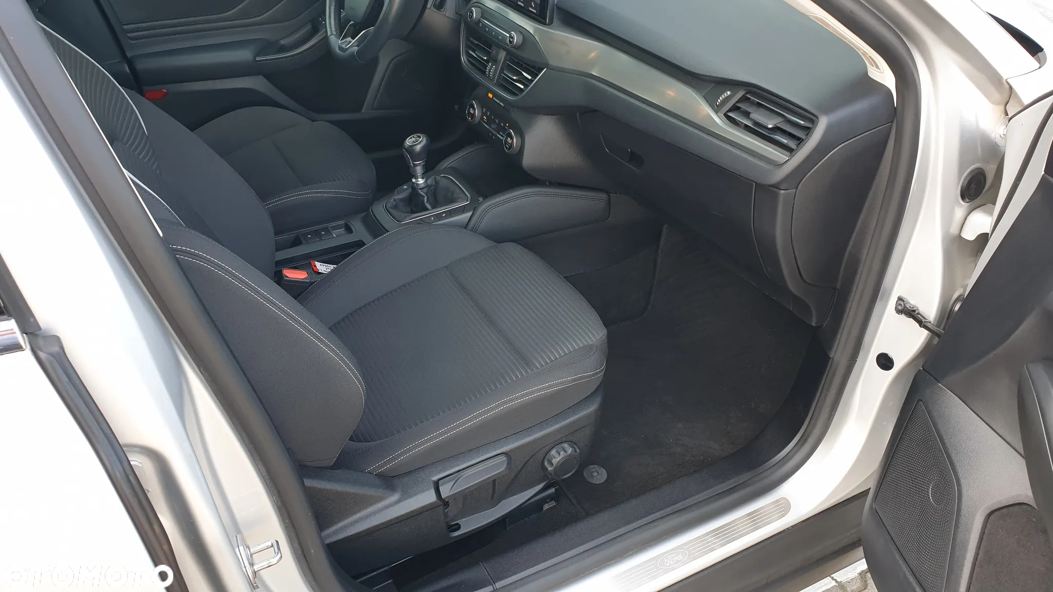 Ford Focus 1.5 EcoBlue Titanium - 19