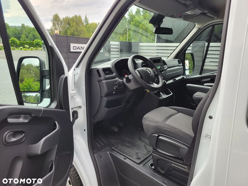 Renault Master 6 osób brygadowy - 10