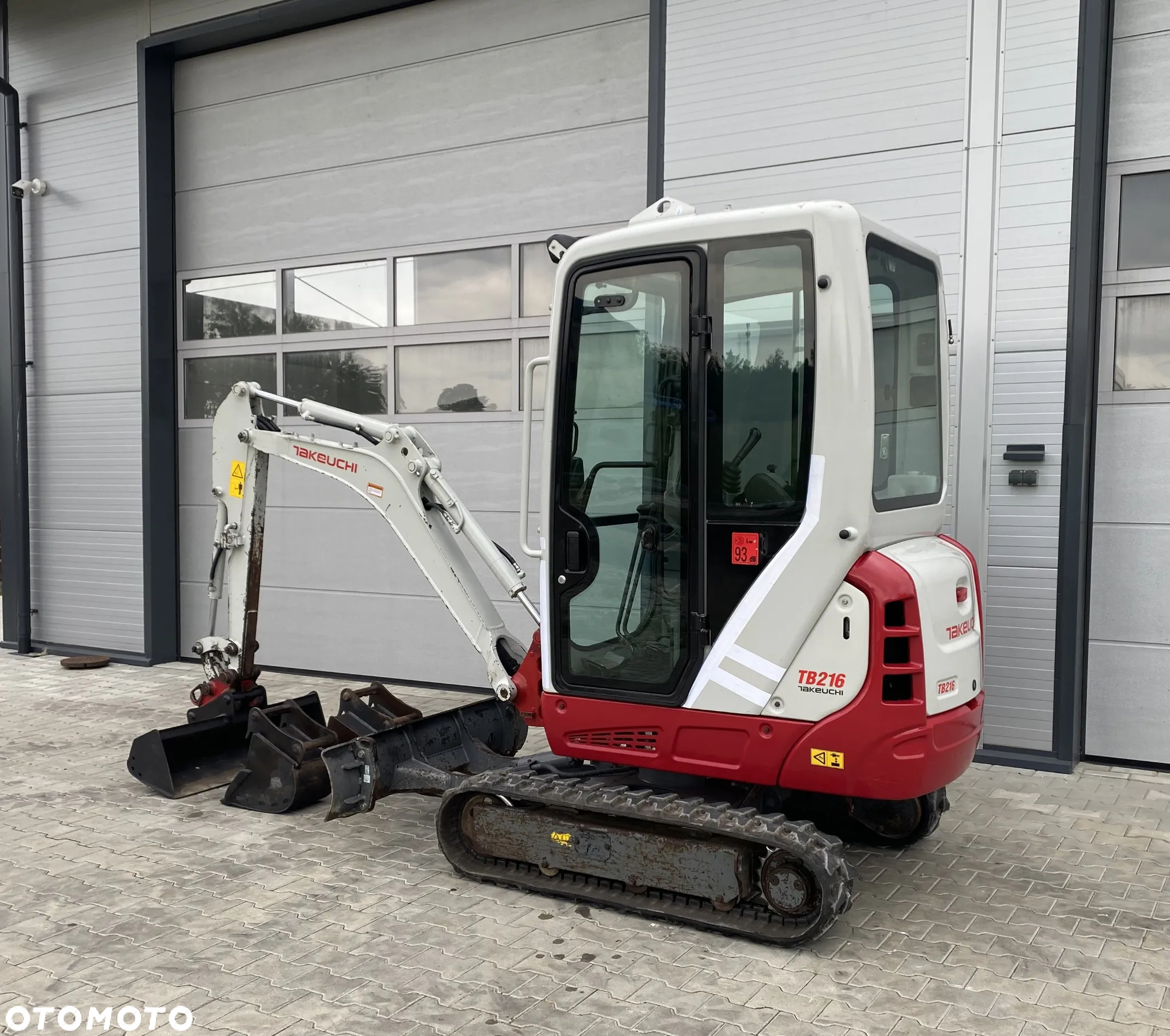 Takeuchi TB216 Minikoparka - 6