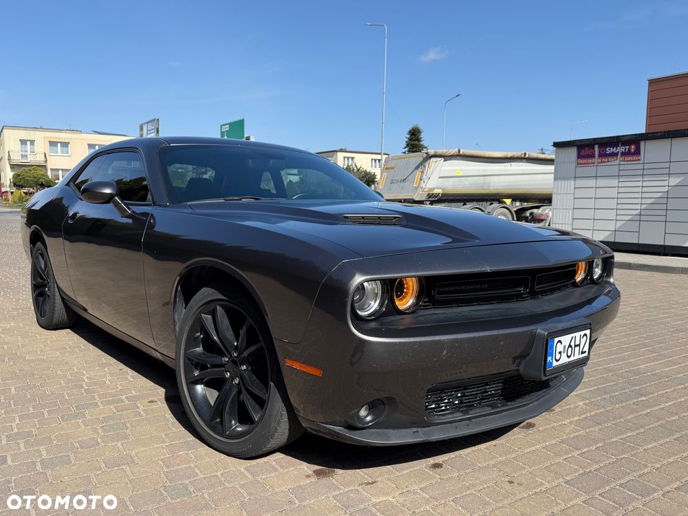 Dodge Challenger - 4