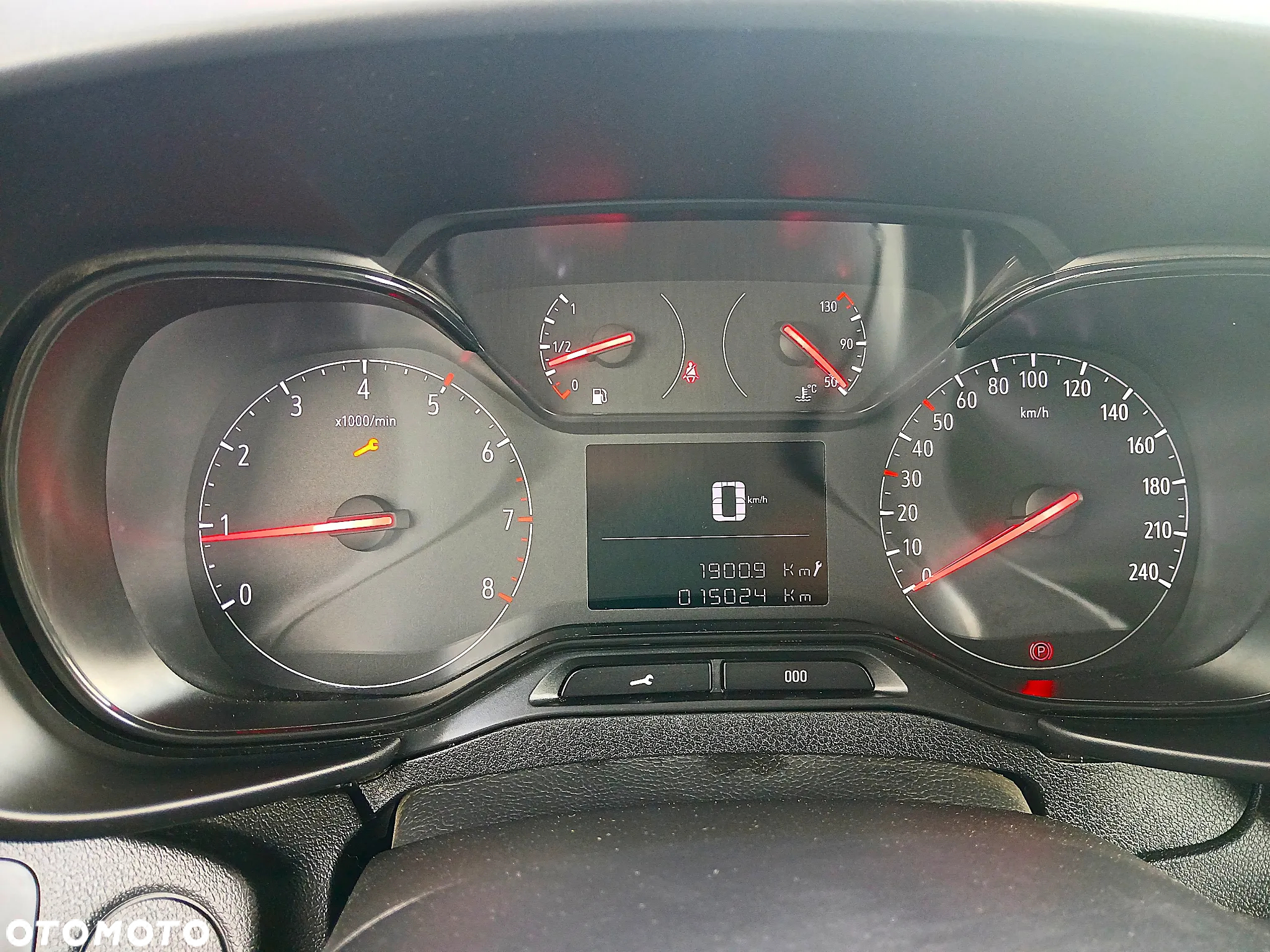 Opel COMBO - 13