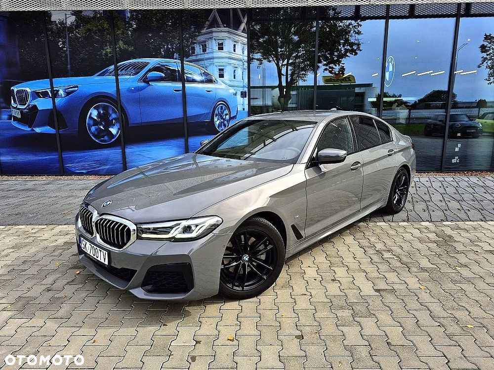 BMW Seria 5 520d xDrive - 5