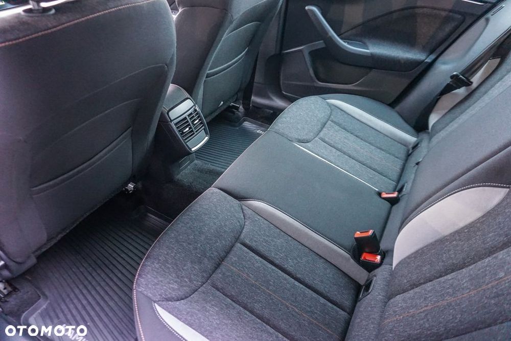 Skoda Kamiq 1.0 TSI Style DSG - 12