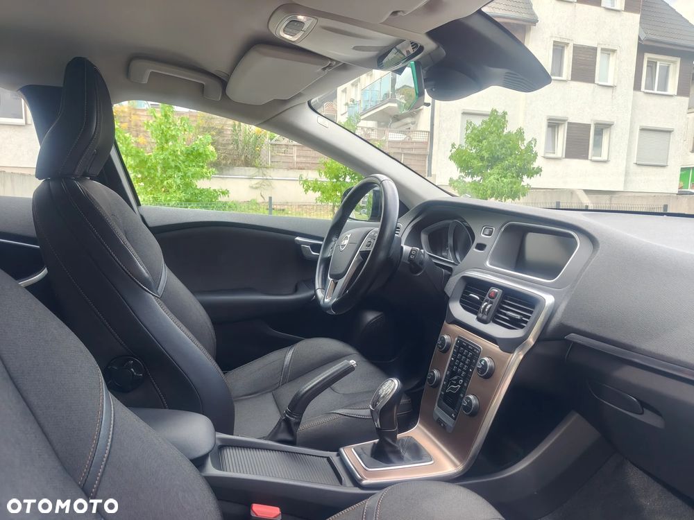 Volvo V40 Cross Country D2 - 6