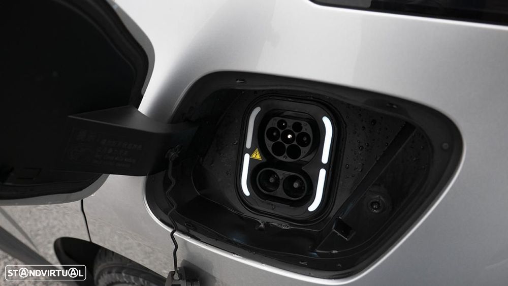 MG MG4 51 kWh Standard - 11