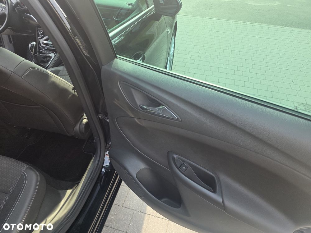 Opel Astra 1.4 Turbo Start/Stop Innovation - 17