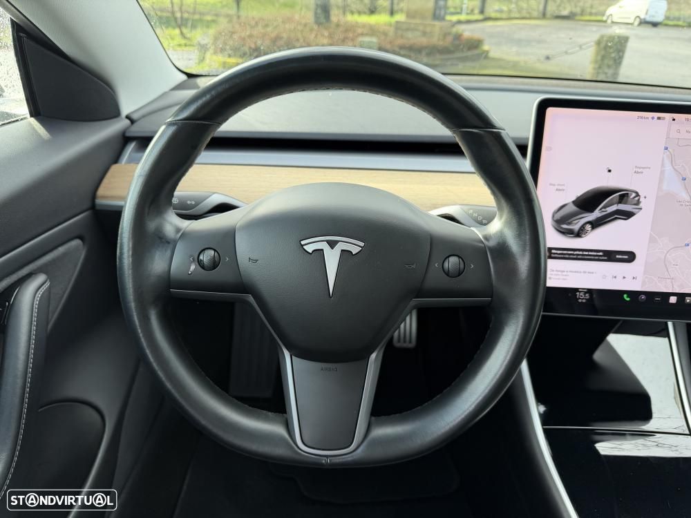 Tesla Model 3 Performance Dual Motor AWD - 27