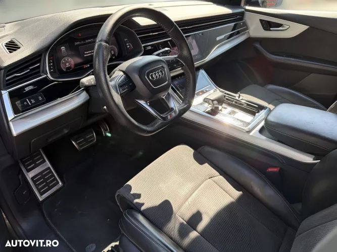 Audi Q8 - 14