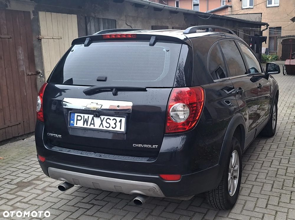 Chevrolet Captiva 2.4 2WD 7 Sitzer LS - 2