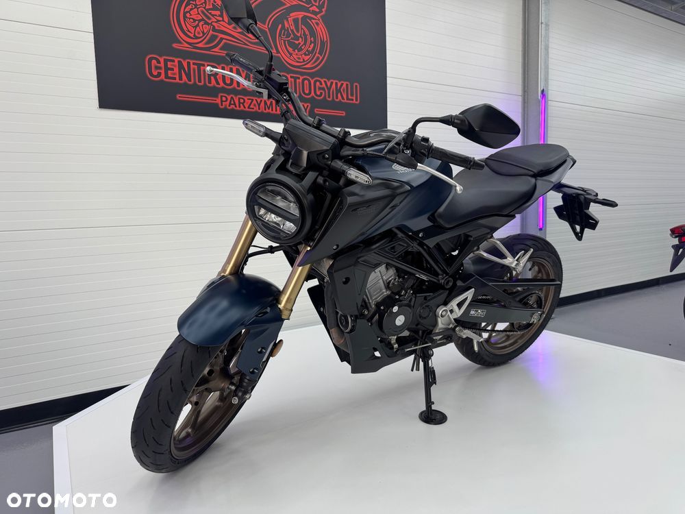 Honda CB - 7