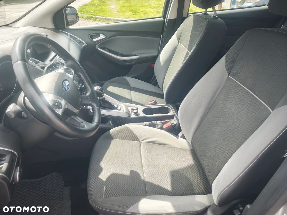 Ford Focus - 13