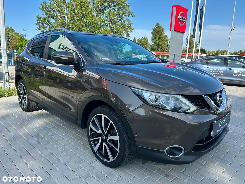 Nissan Qashqai 1.6 DCi 4x4 Tekna - 4