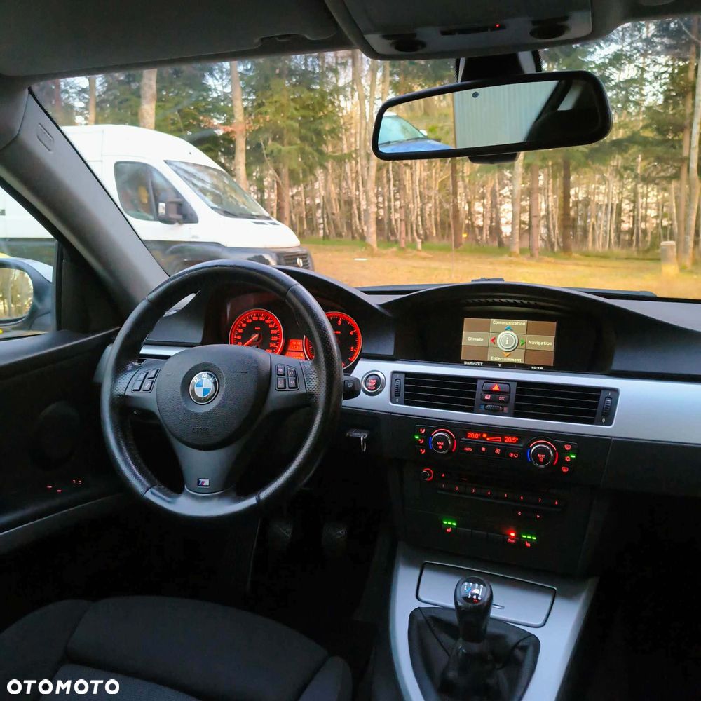 BMW Seria 3 320d - 13
