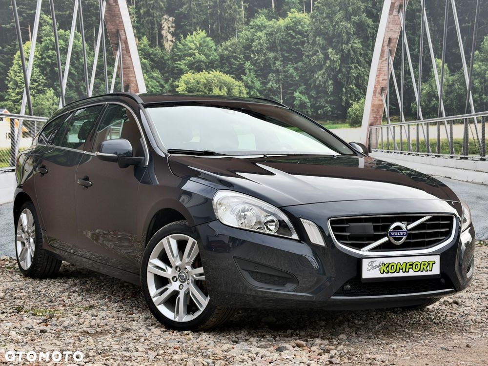 Volvo V60 2010 photo 2
