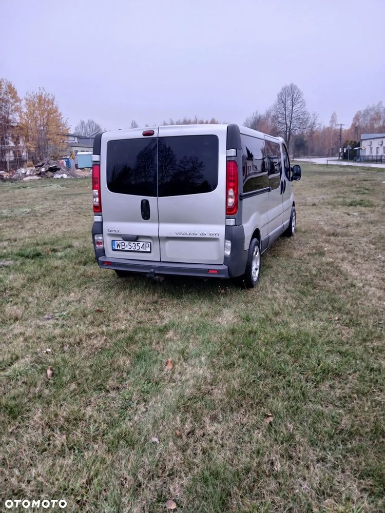 Opel Vivaro - 15