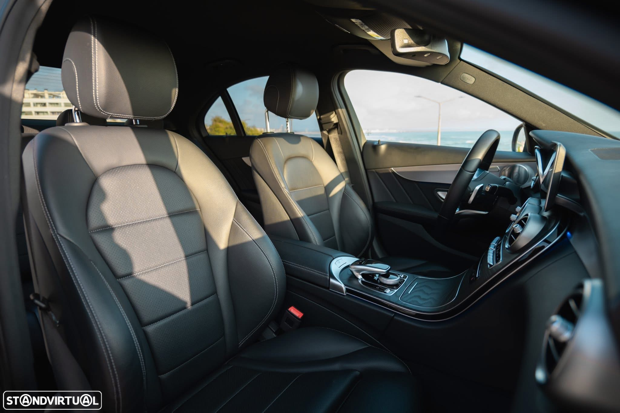 Mercedes-Benz C 300 de AMG Line - 34
