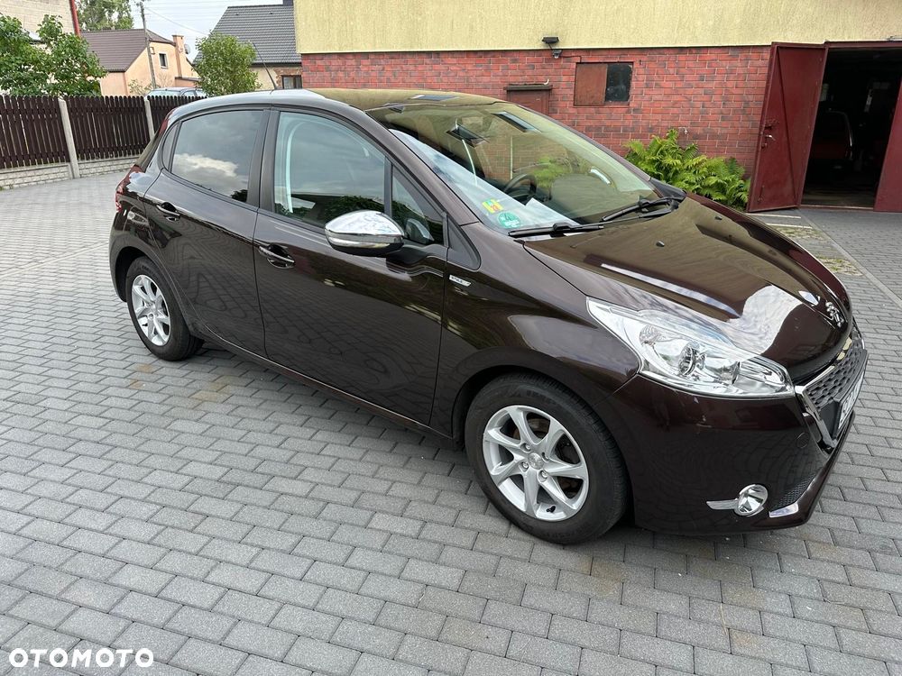 Peugeot 208 1.2 PureTech Style - 4