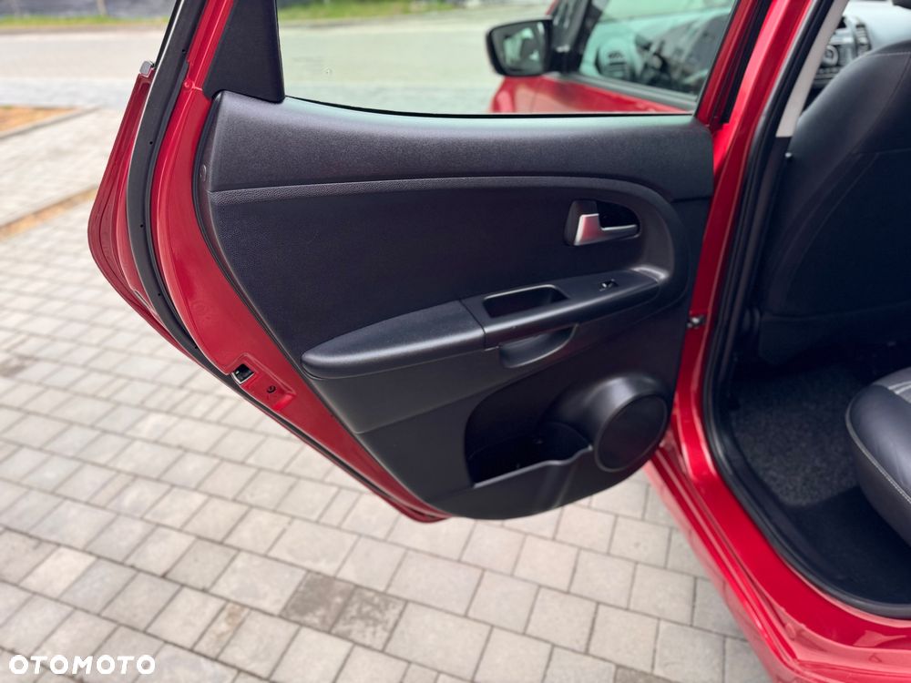 Kia Venga 1.4 CVVT ISG Vision - 27
