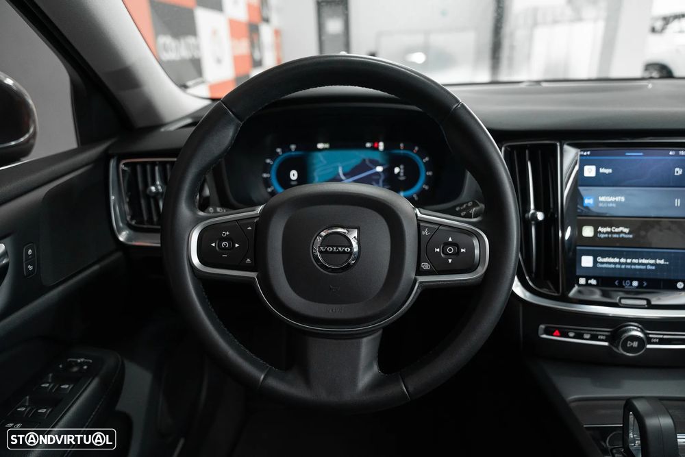 Volvo V60 2.0 B4 Momentum Plus Geartronic - 9