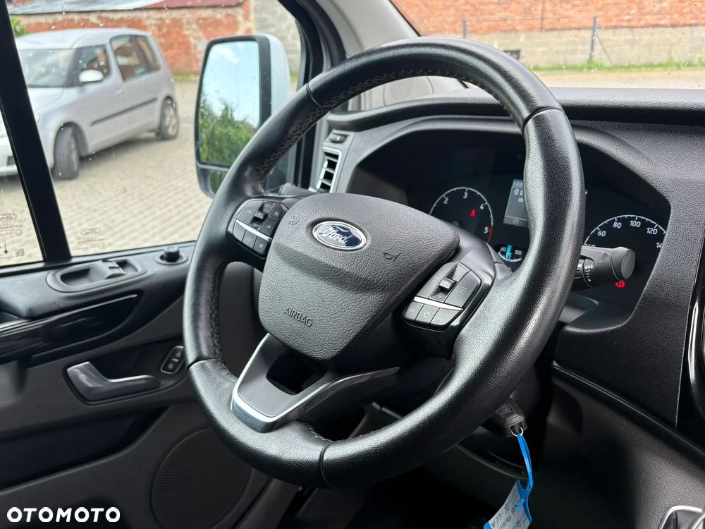 Ford Transit Custom 300 L2H1 Ambiente (bryg.) - 16