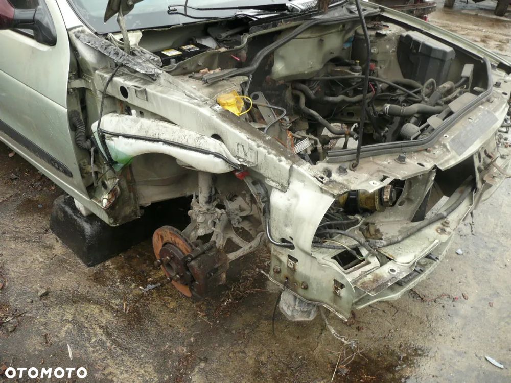 Renault Megane I - 1996 - 2002 - Zawieszenie Przód KOLUMNY McPerson sprężyny Wahacze kołyska Piasta - OŚ  BELKA  tylna  -- KRAKÓW - 7