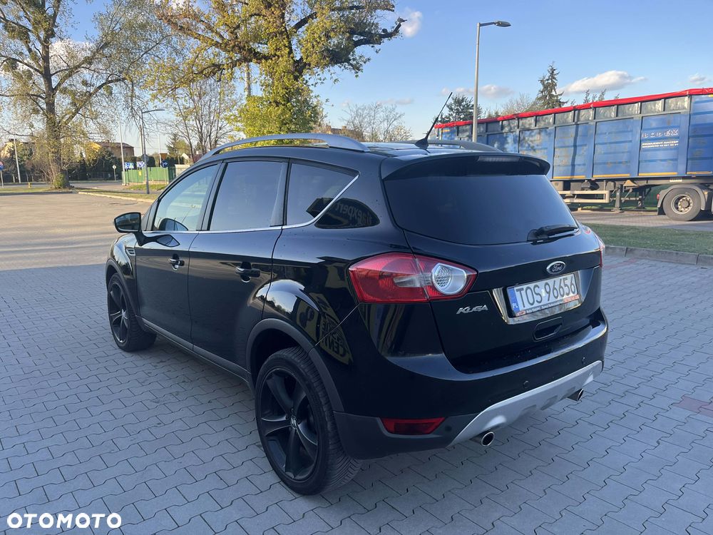 Ford Kuga 2.0 TDCi 2x4 Titanium - 10