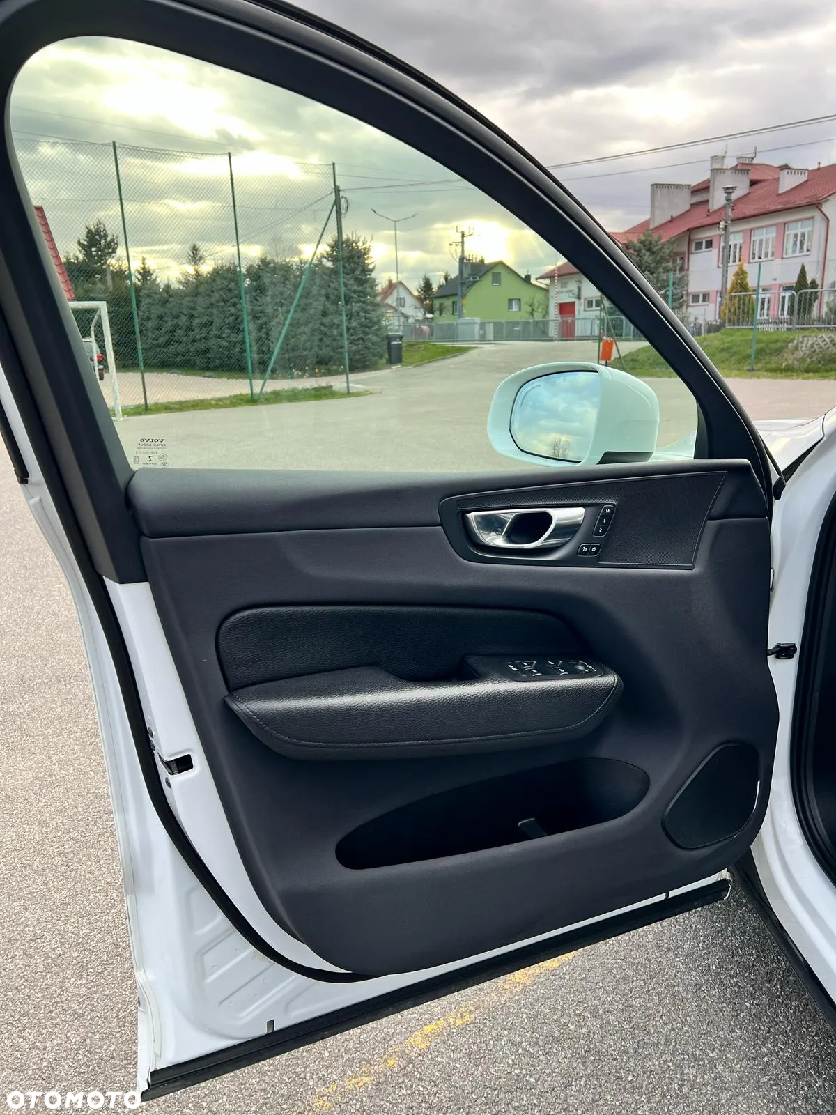 Volvo XC 60 T6 AWD Plug-In Hybrid Inscription - 20