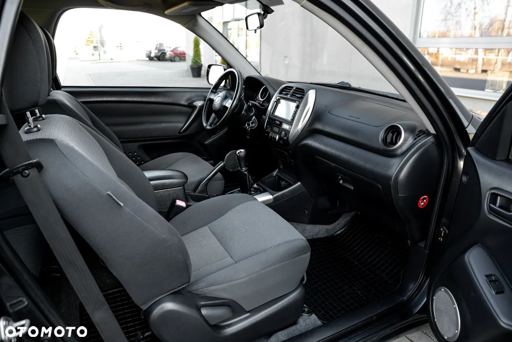 Toyota RAV4 2.0 VVT-i Sol - 14