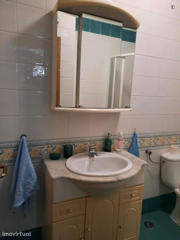 Quarto - localizado em Arroios Lisbon - Grande imagem: 5/14