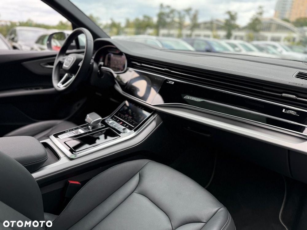 Audi Q7 - 12