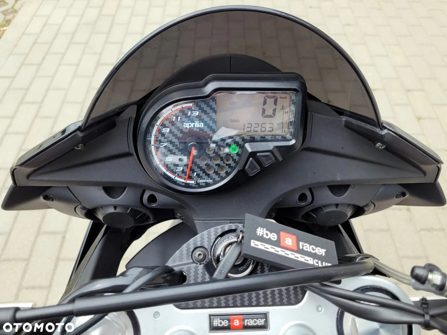 Aprilia Tuono - 10