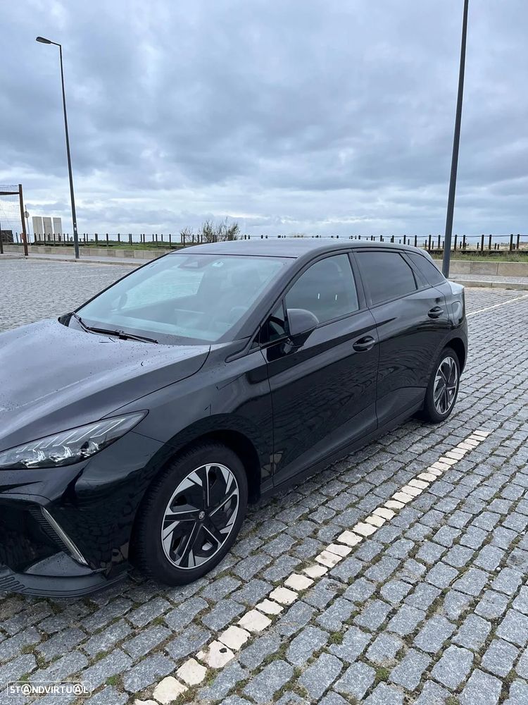 MG MG4 4 Luxury 64 kWh - 2