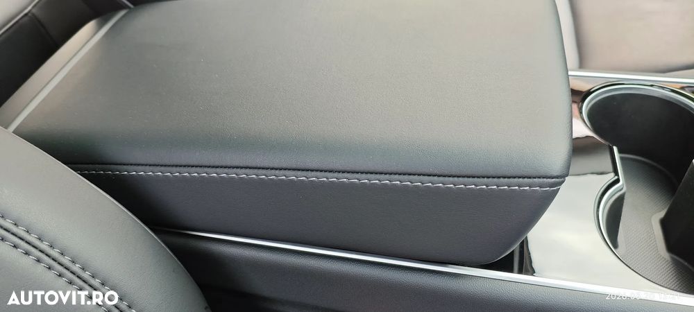 Tesla Model 3 Standard Reichweite Plus Hinterradantrieb - 13