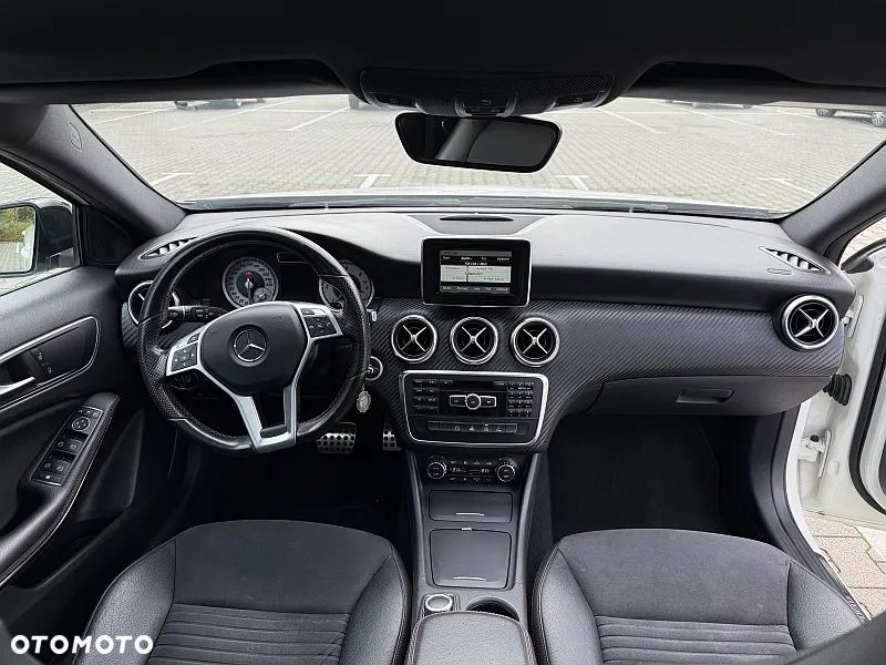 Mercedes-Benz Klasa A 200 CDI 4Matic 7G-DCT AMG Line - 8
