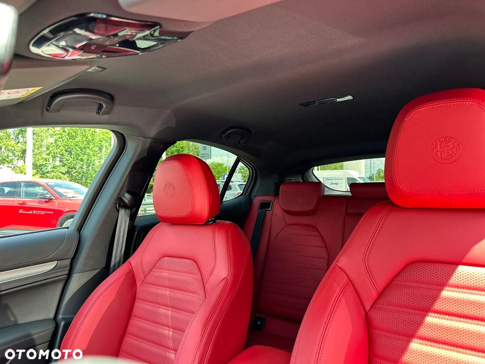 Alfa Romeo Stelvio 2.0 Turbo Veloce Q4 - 8