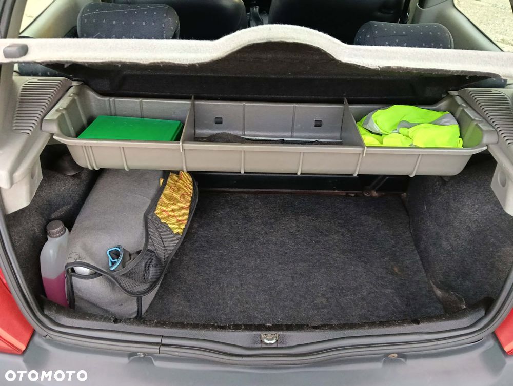 Renault Clio 1.4 Extreme - 17
