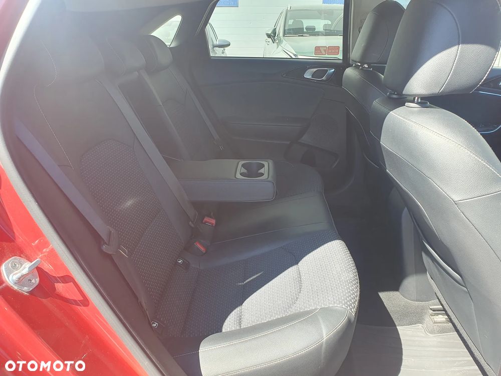 Kia Ceed 1.4 T-GDI L - 26
