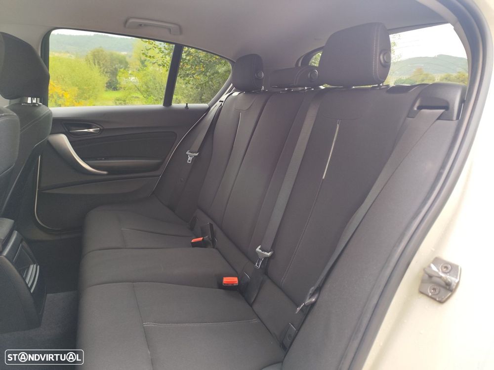 BMW 116 d EDynamics Line Sport - 21